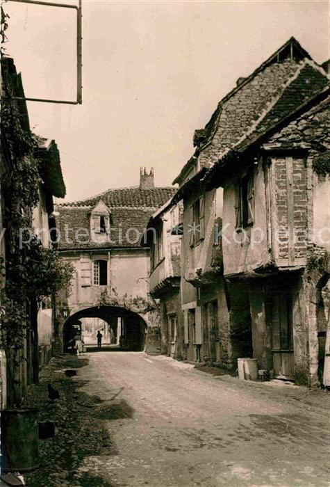 Bretenoux La Mairie sous les Porches ancienne demeure de Pierre Loti