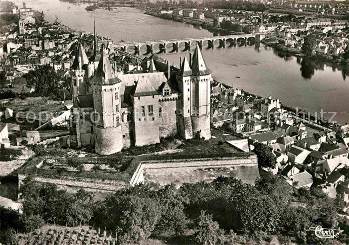 Saumur Fliegeraufnahme Schloss