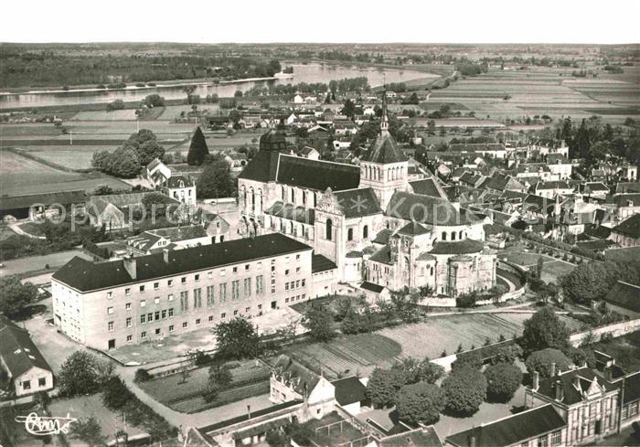 Saint-Benoist-sur-Mer Fliegeraufnahme Basilika