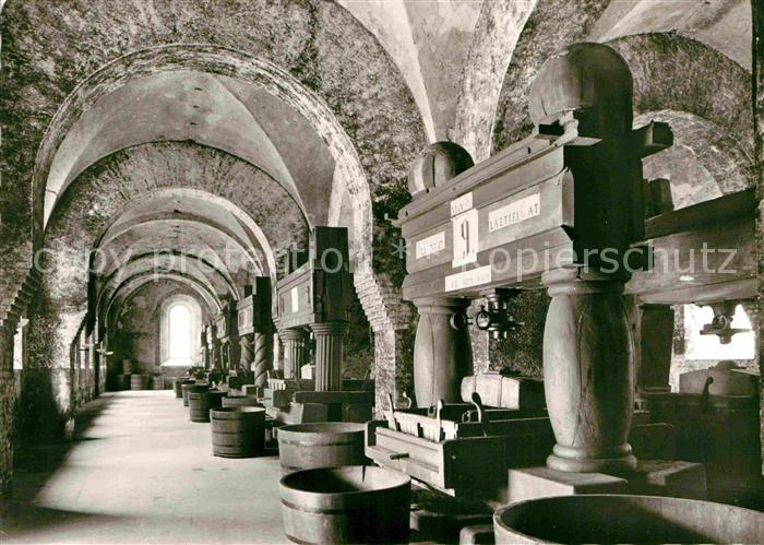 Eberbach Rheingau Ehemalige Zisterzienser Abtei  Weinkelterei