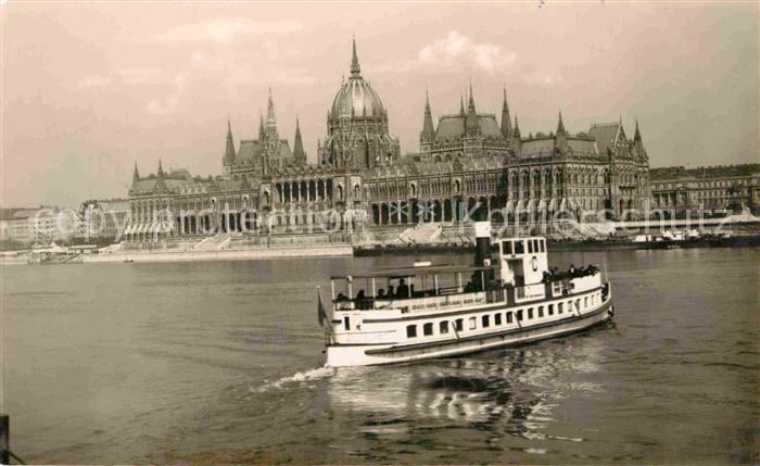 Dampfer Seitenrad Budapest Orszaghaz Parlament