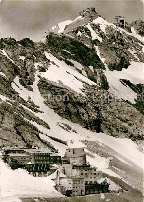Zugspitze Bayrische Zugspitzbahn Hotel Schneefernerhaus Gipfelstation Muenchener
