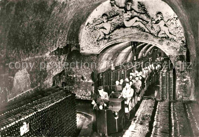 Epernay 51 Visite des Caves Champagne Mercier en train electrique