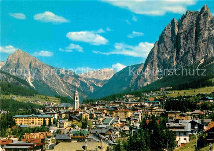 Cortina d Ampezzo Gesamtansicht mit Col Rosa Pomagagnon Dolomiten