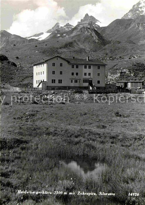 Heidelberger Huette mit Zahnspitz Silvretta