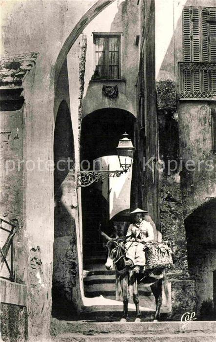 Menton Alpes Maritimes Kleine Gasse Esel und Reiter