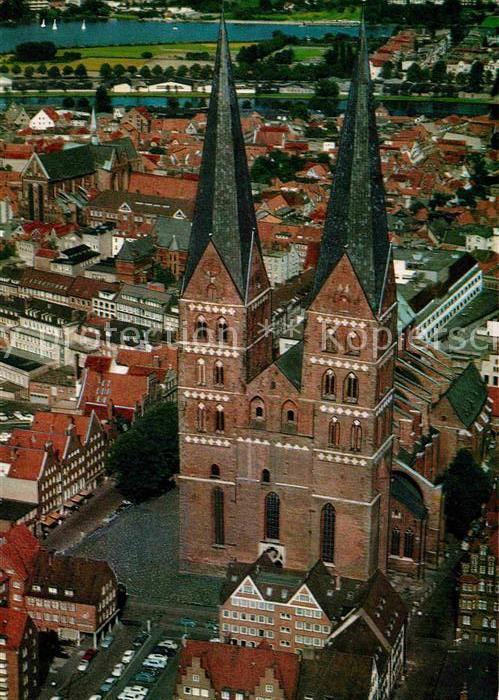 LueBECK  CITY St Marien Kirche Hansestadt Fliegeraufnahme