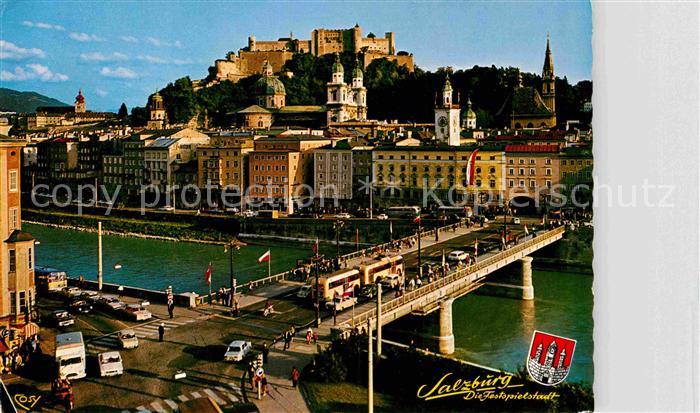 Salzburg Oesterreich Altstadt mit Hohensalzburg Staatsbruecke Salzach