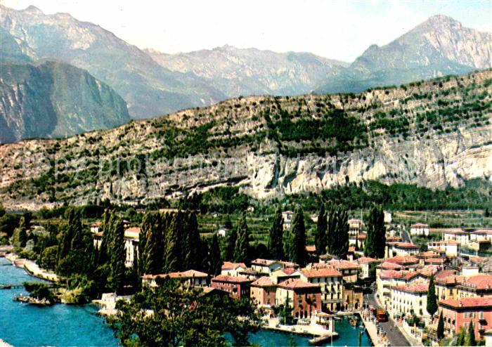 Torbole Lago di Garda Panorama Kueste Berge