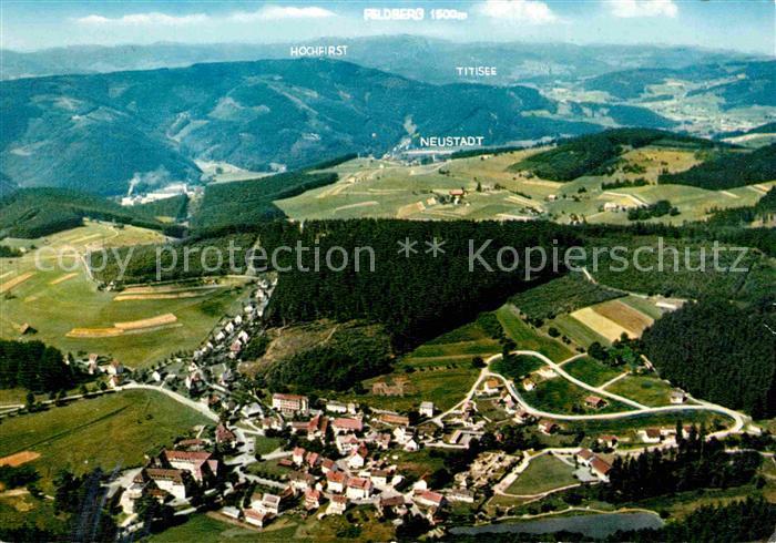 Friedenweiler Hoehenluftkurort im Schwarzwald Blick zum Feldberg Fliegeraufnahme