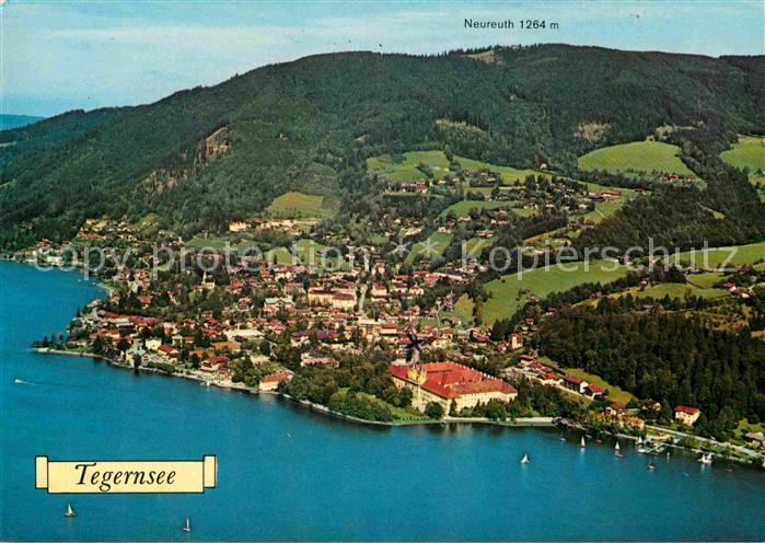 Tegernsee Bayern mit Neureuth Fliegeraufnahme
