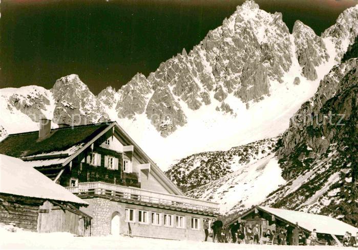 Dachstein Steiermark Bachlalm mit Windlegerspitze