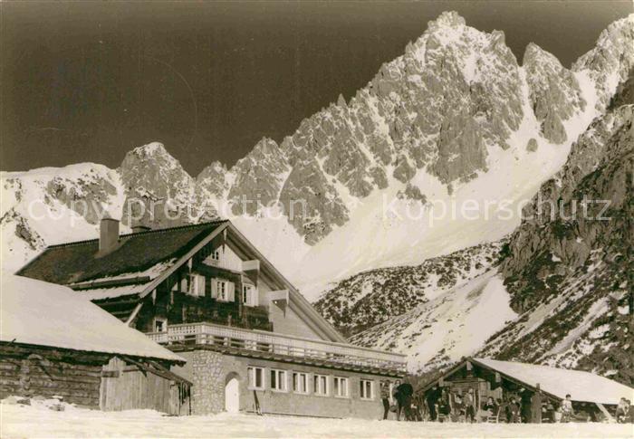 Dachstein Steiermark Bachlalm mit Windlegerspitze