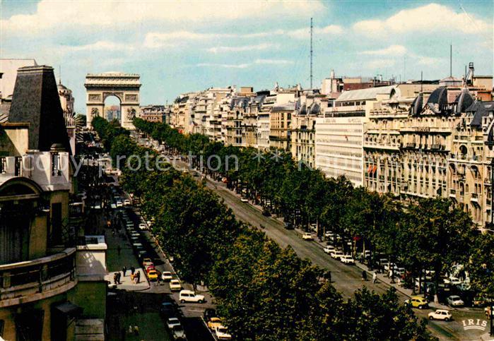Paris Les Champs Elysees et Arc de Triomphe