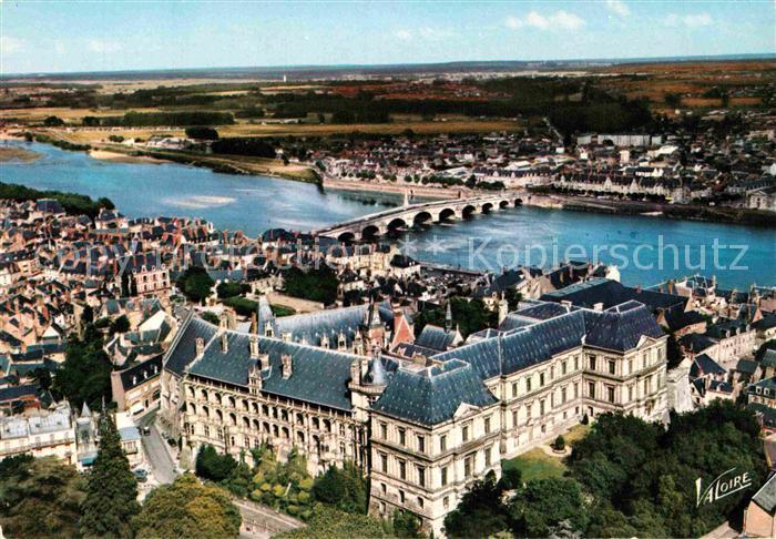 Blois 41 Le Chateau Gaston d Orleans Ville et la Loire Vue aerienne