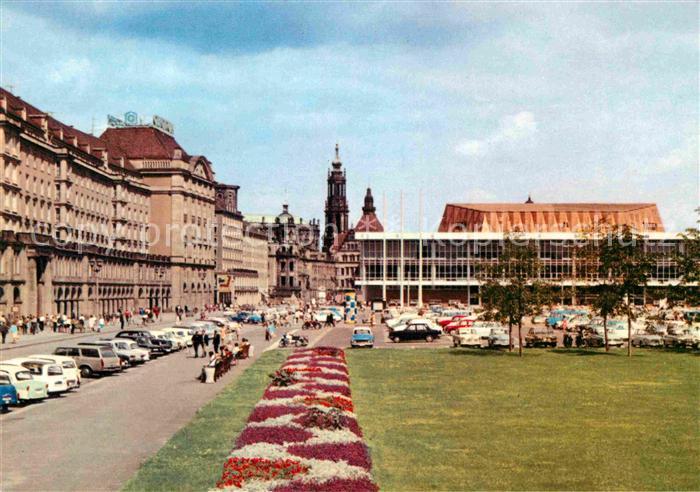 DRESDEN Elbe Altmarkt mit Kulturpalast