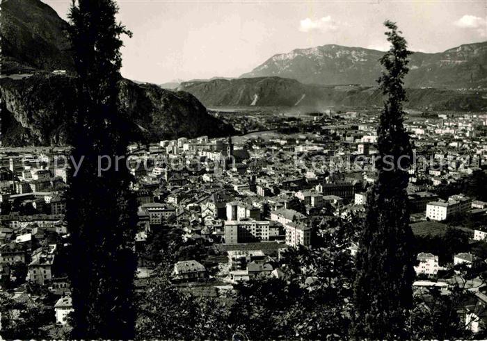 Bozen Suedtirol Panorama mit Mendel