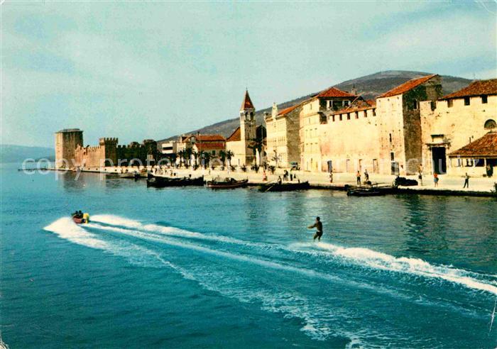 Trogir Trau Teilansicht Wasserskilaeufer