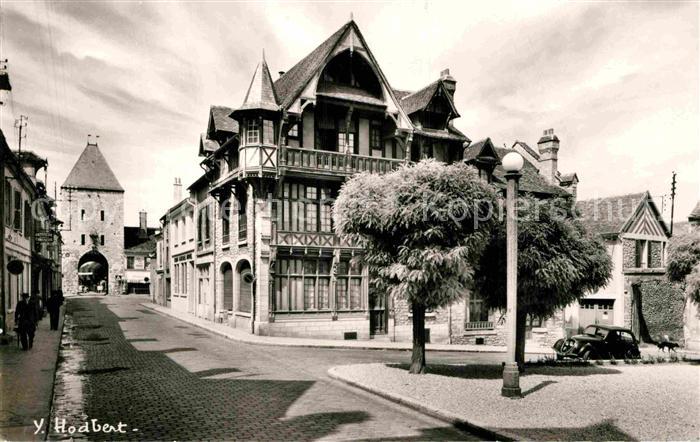Moret-sur-Loing Rue Grande Porte de Paris