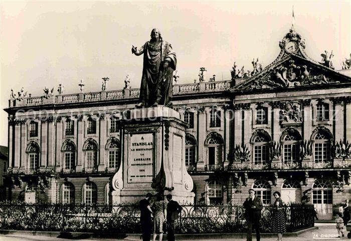 Nancy Lothringen Hotel de Ville Statue Stanislas