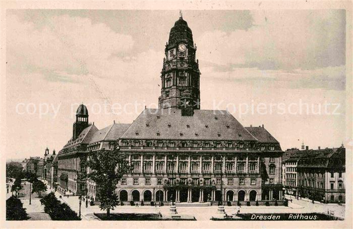 DRESDEN Elbe Rathaus