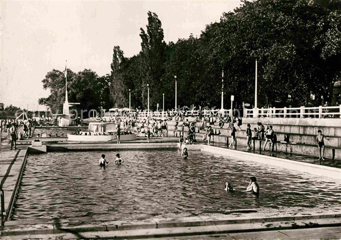 Metz  57 Moselle La Plage Freibad