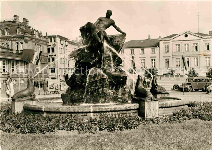 Schwerin Mecklenburg Bahnhofsvorplatz