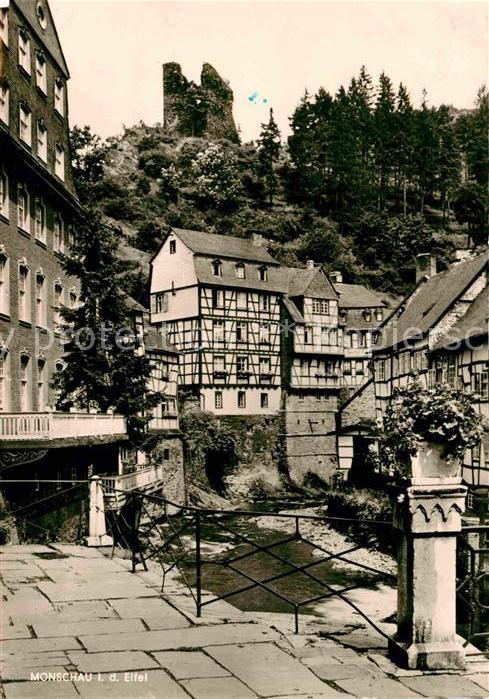 Monschau Montjoie NRW Ruine Haller Fachwerk