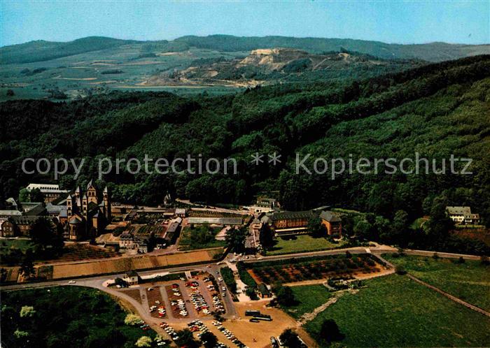 Maria Laach Glees Gesamtanlage des Klosters Fliegeraufnahme