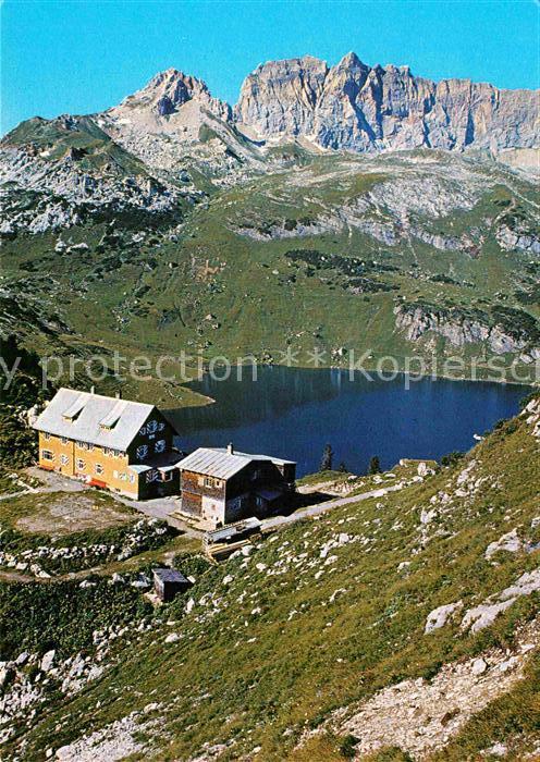 Vorarlberg Freiburger Huette Formarinsee Roter Wand