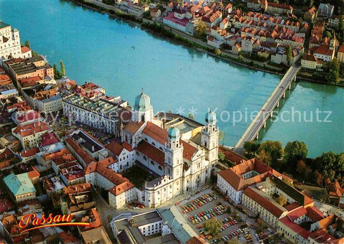 PAssAU Bayern Dreifluessestadt Residenzplatz Dom Domplatz Innbruecke Fliegeraufn