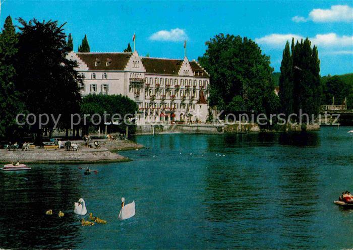 Konstanz Bodensee Inselhotel Ansicht vom See aus Schwaene