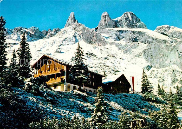 Lindauer Huette Berghuette Gauertal Drei Tuerme Raetikon