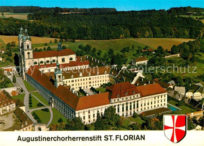 St Florian Fliegeraufnahme Augustiner Chorherrenstift im Barockstil