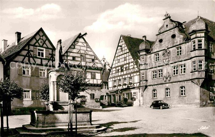 Wolframs-Eschenbach Marktplatz Brunnen Fachwerkhaus
