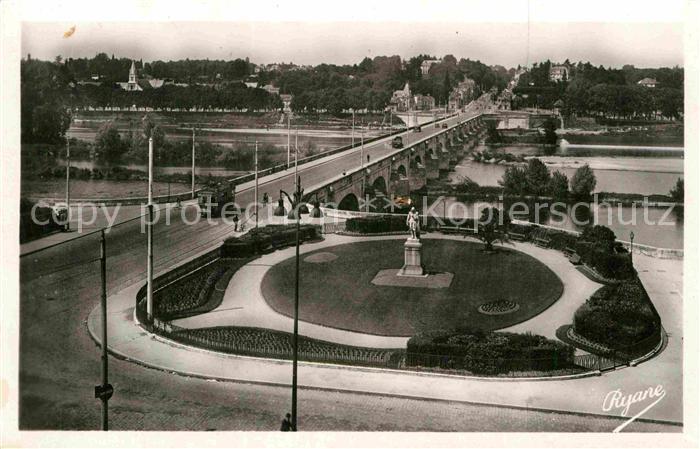 Tours Indre-et-Loire Pont Wilson et la Loire Monument
