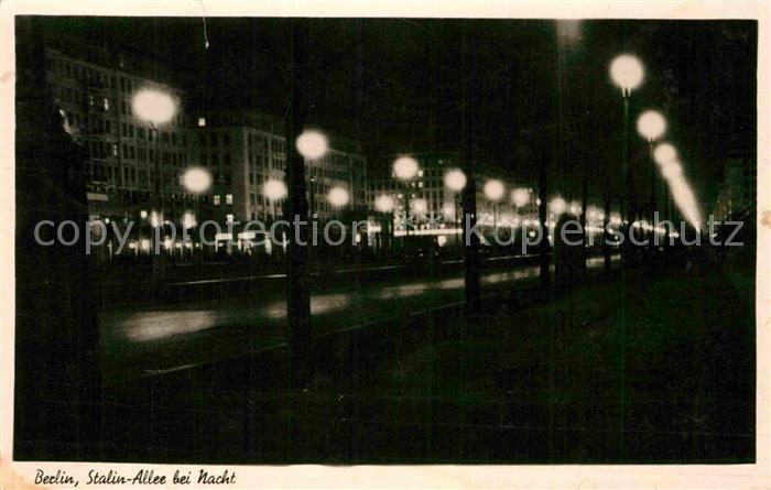 BERLIN  CITY Stalin Allee bei Nacht