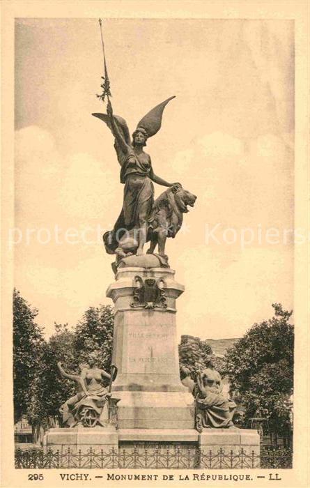 Vichy Allier Monument de la Republique
