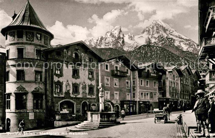 BERCHTESGADEN Bayern Marktplatz Brunnen Watzmann Alpen