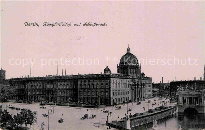 BERLIN  CITY Koenigliches Schloss und Schlossbruecke