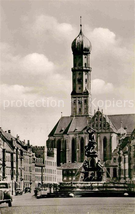 Augsburg Ulrichmuenster mit Herkulesbrunnen