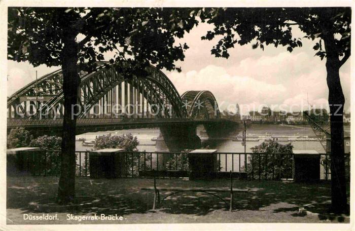 DuessELDORF  CITY Skagerrak Bruecke ueber den Rhein