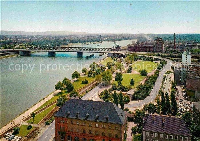 Ludwigshafen Rhein Blick auf die Rheinbruecke Fliegeraufnahme