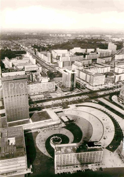 BERLIN  CITY Fliegeraufnahme Alexanderplatz
