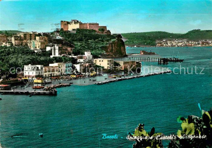 Bacoli Spiaggia e Castello Aragonese