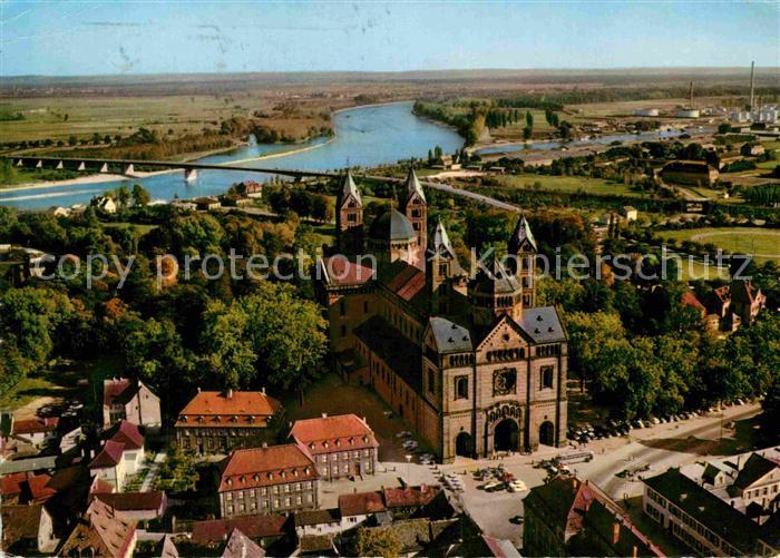 Speyer Rhein Fliegeraufnahme mit Dom und Rhein