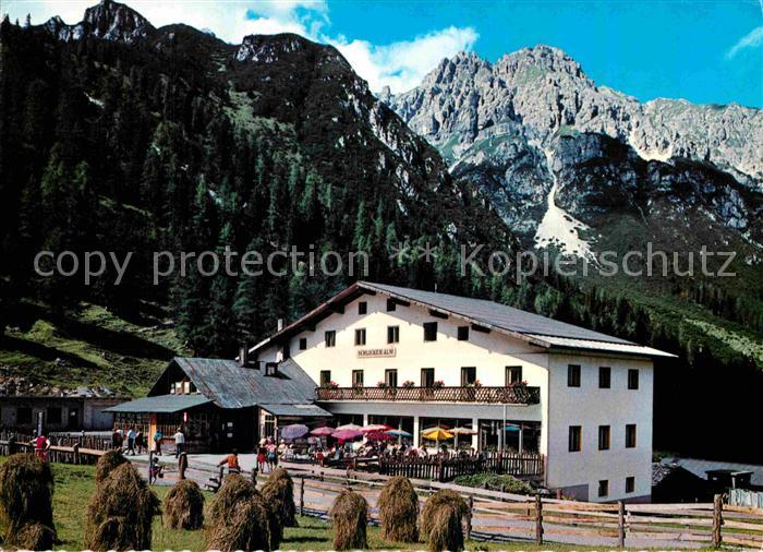 Schlickeralm mit Ampferstein Stubaier Alpen