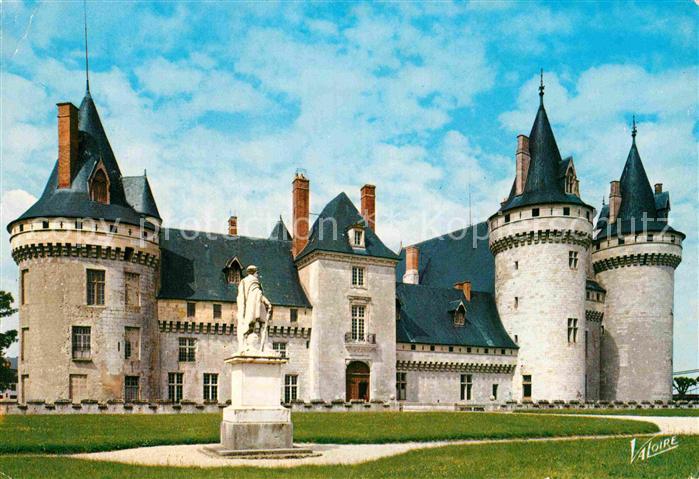 Sully-sur-Loire Chateau Monument Schloss Denkmal