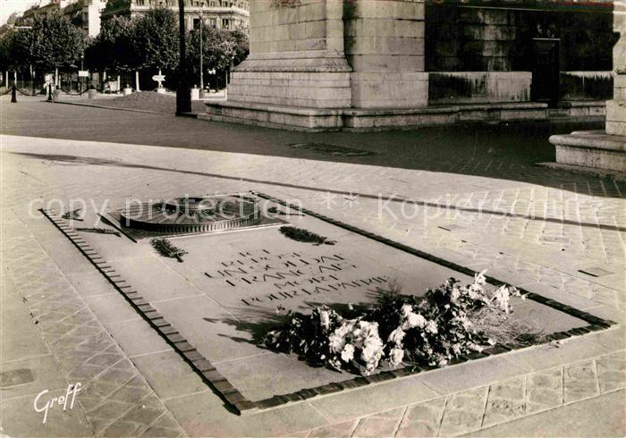 Paris Tombeau du Soldat inconnu sous l'Arc de