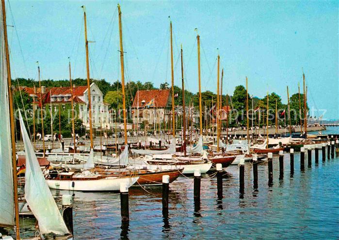 KIEL  CITY Olympiahafen Segelyachten